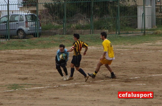 101013_mont_U19 051y_tn.jpg